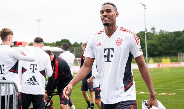 Panda Sports Event-拜仁新赛季首练，赫拉芬贝赫的风头被德利赫特抢走